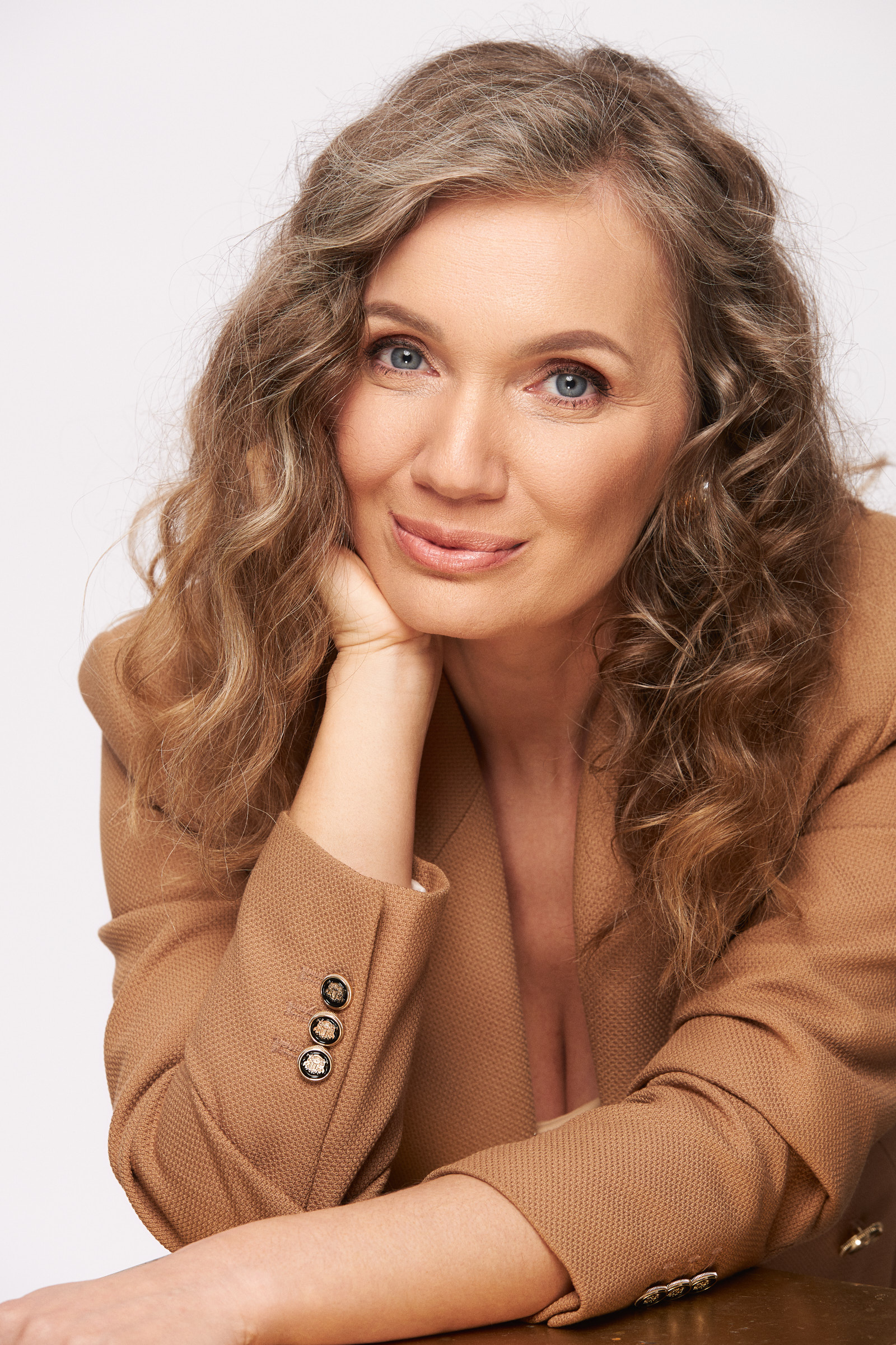 Nora Niculescu 2 Nora Niculescu